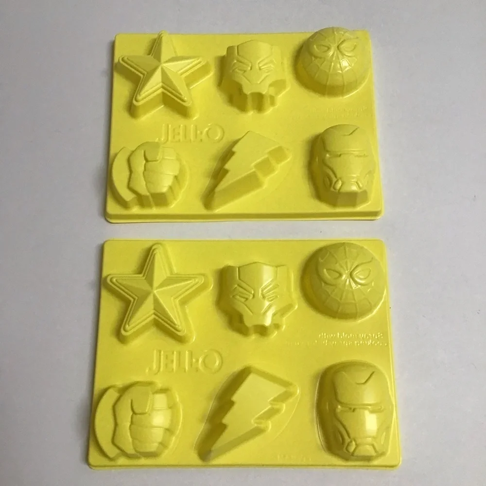 Marvel Avengers Jello Jigglers Molds Kit 12 Jello Shots Bar NO JELLO NEW 2020